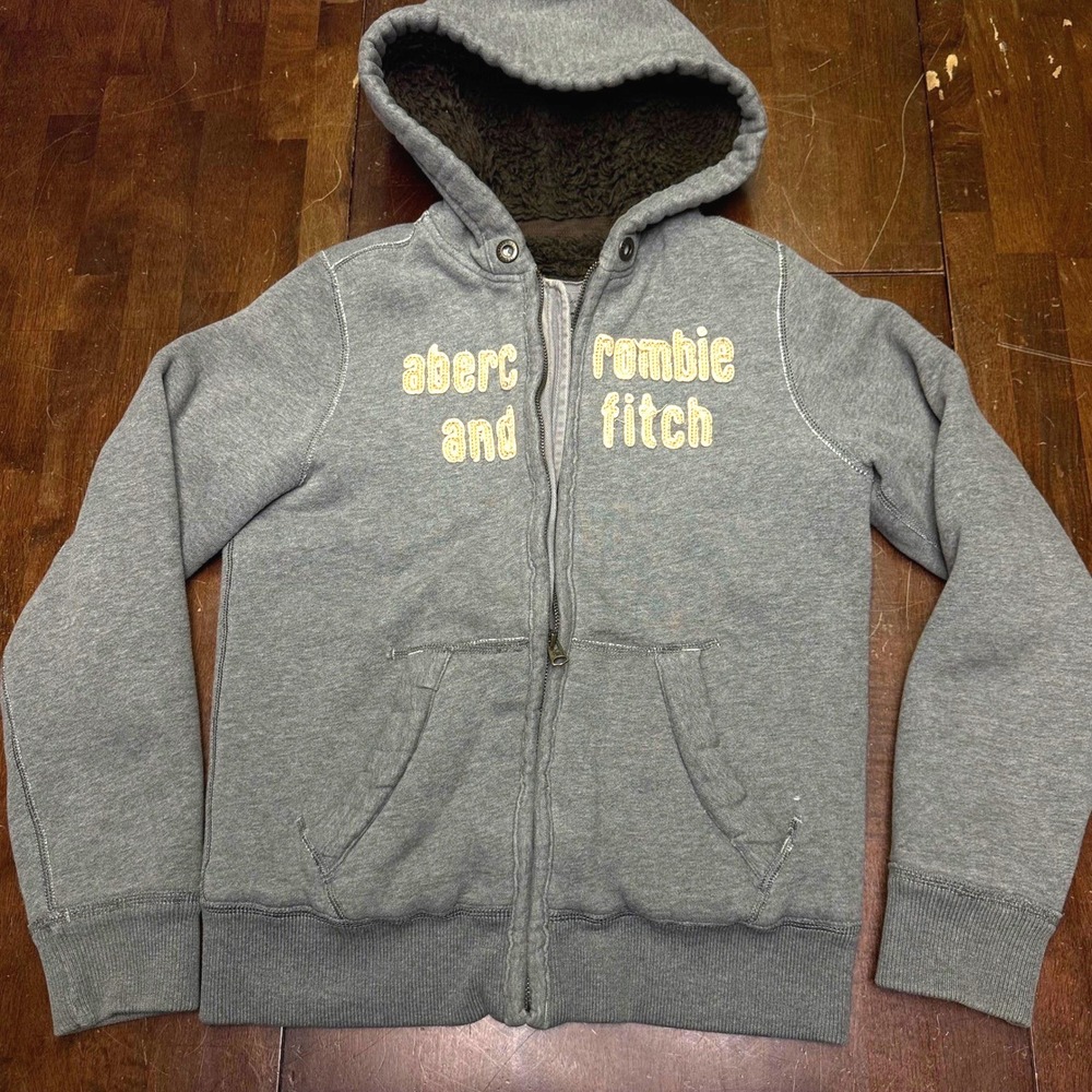 Abercrombie Kids Wolf Jaw Jacket Kids Size M Grey Faux Fur Lined Zip Hoodie